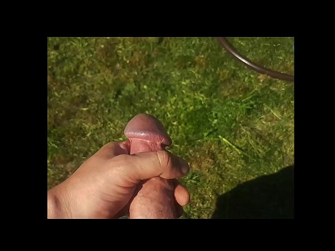 ❤️ Bidh hottie a 'faighinn a pussy pinc fucked agus cums le squirt ann an gàrradh samhraidh ❤❌ Porno fb leinn gd.quizfarmature.ru